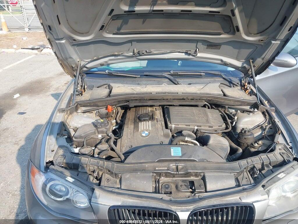 WBAUC73559VK94646 2009 BMW 135I photo no. 10