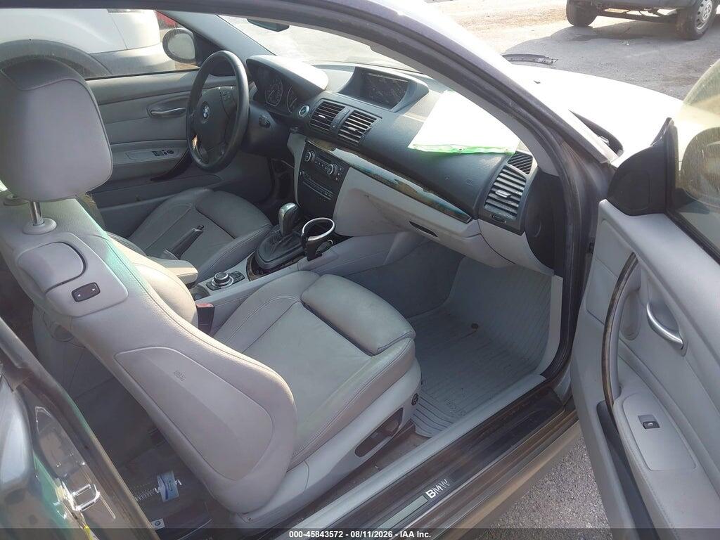 WBAUC73559VK94646 2009 BMW 135I photo no. 5