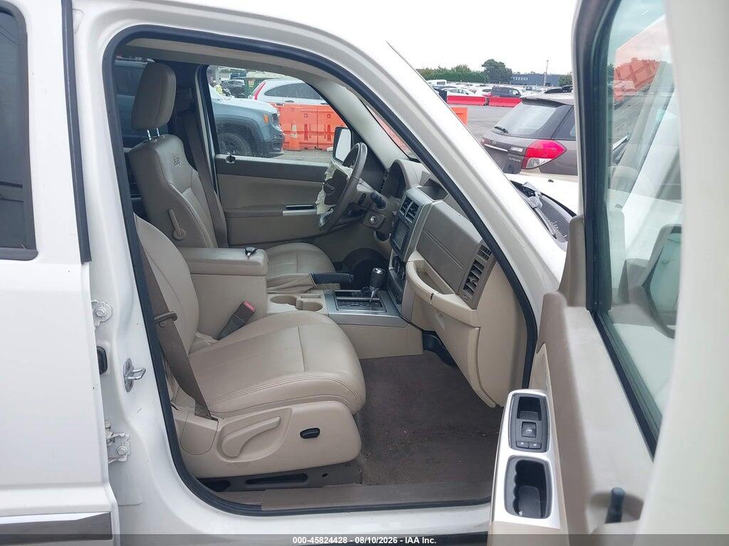 1J8GN58K09W554175 2009 JEEP LIBERTY photo no. 5
