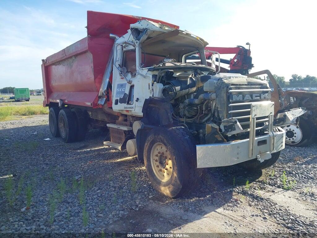 2009 MACK 700 1M2AX04CX9M006524