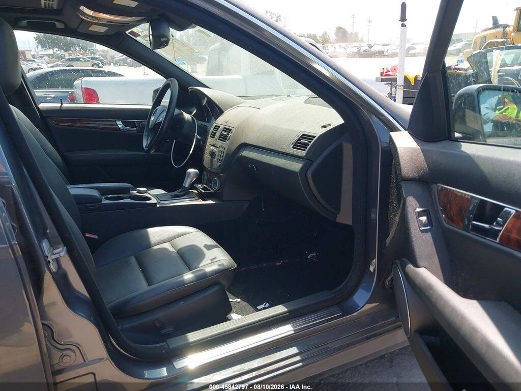 WDDGF5EB1AR088936 2010 MERCEDES-BENZ C 300 photo no. 5