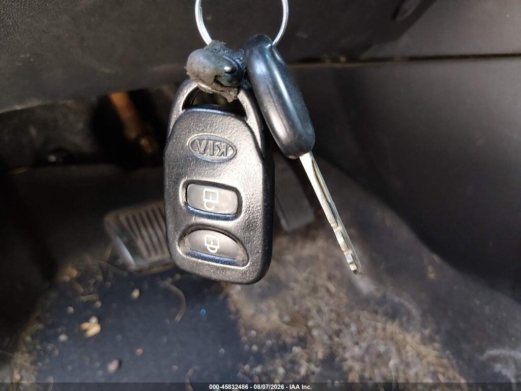 KNDJT2A22A7104635 2010 KIA SOUL photo no. 11