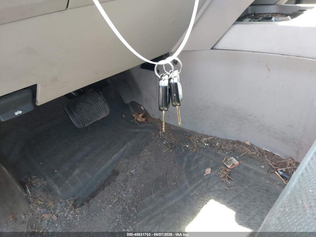 1FMCU0D72AKA93484 2010 FORD ESCAPE photo no. 11