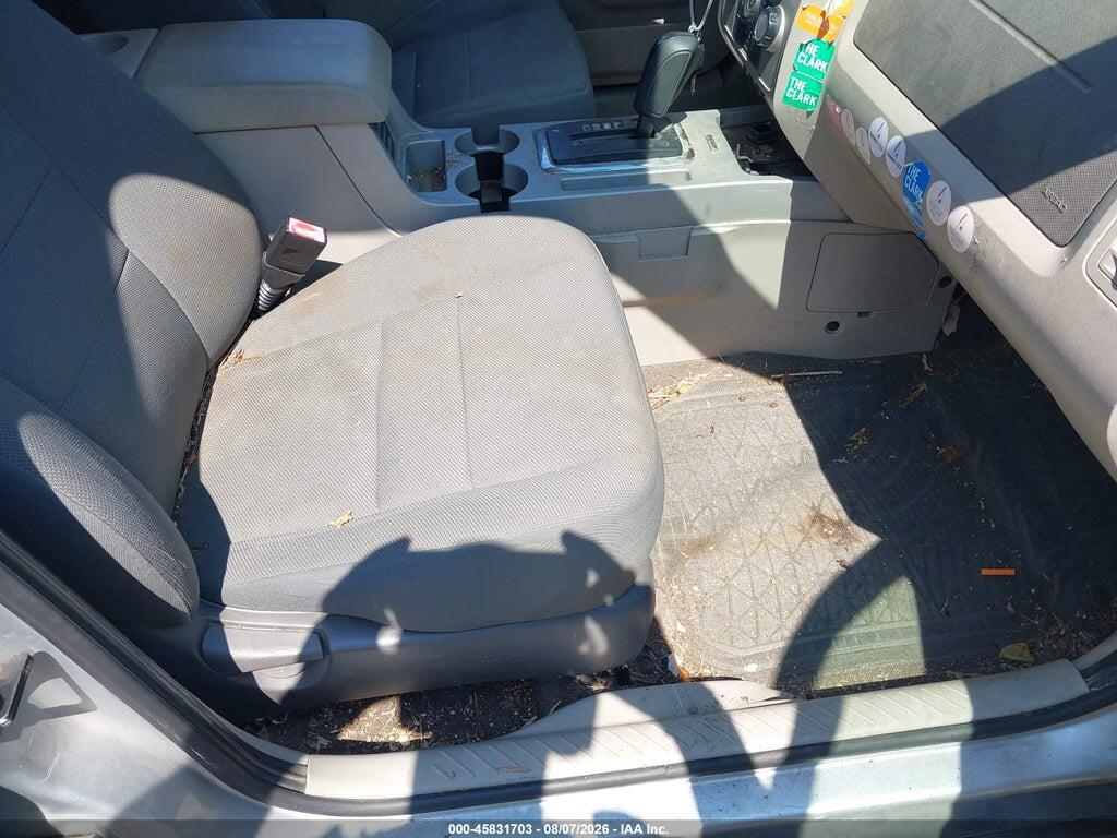 1FMCU0D72AKA93484 2010 FORD ESCAPE photo no. 5