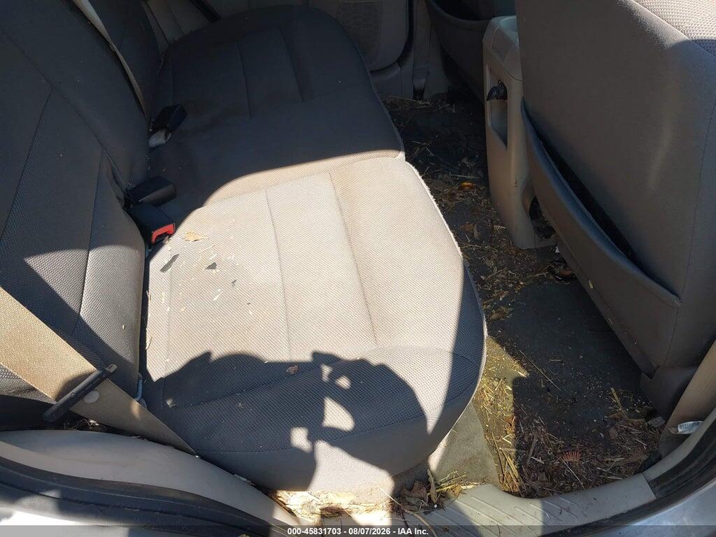 1FMCU0D72AKA93484 2010 FORD ESCAPE photo no. 8