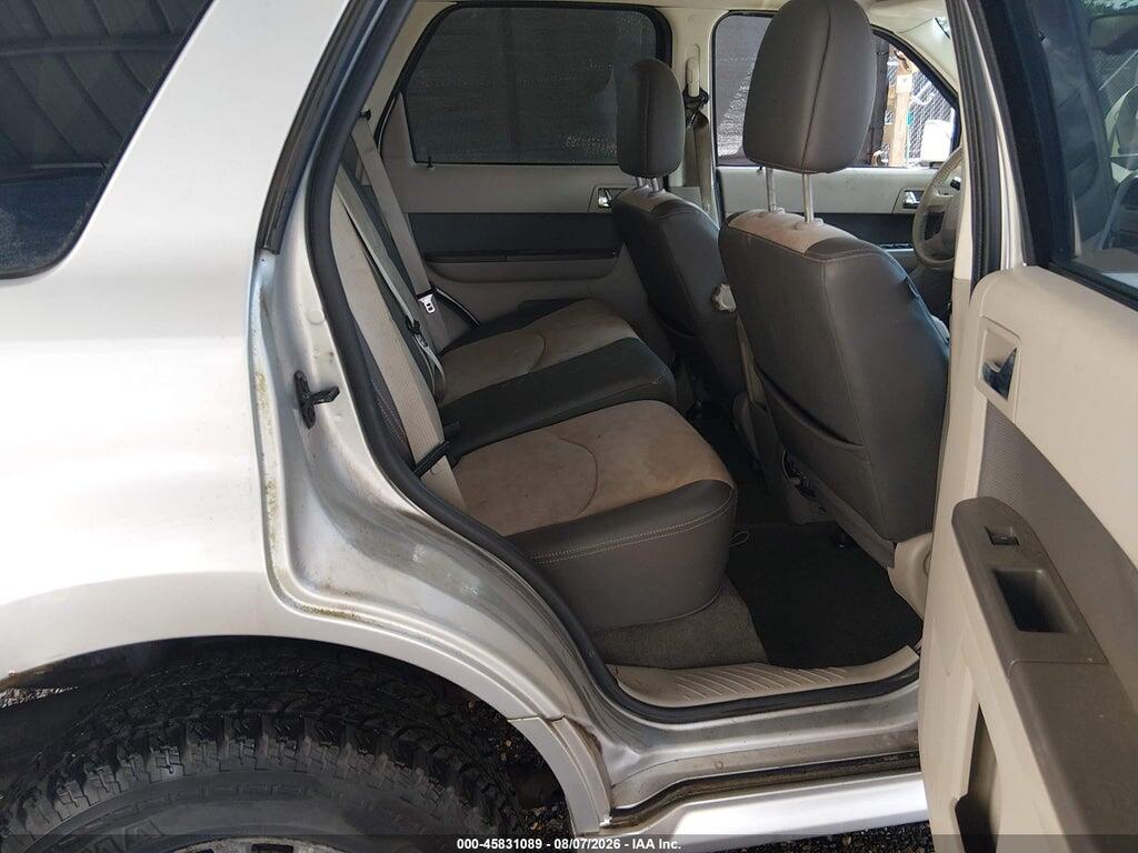 4M2CN9H79AKJ06239 2010 MERCURY MARINER photo no. 8