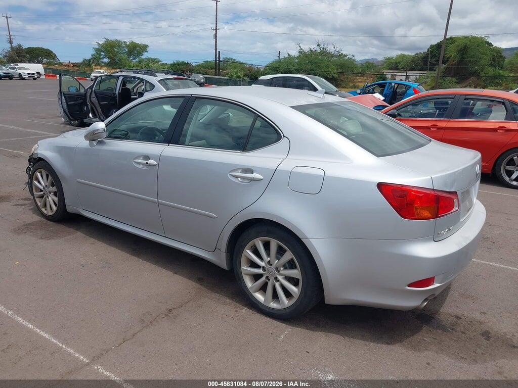JTHBF5C21A5112794 2010 LEXUS IS 250 photo no. 3