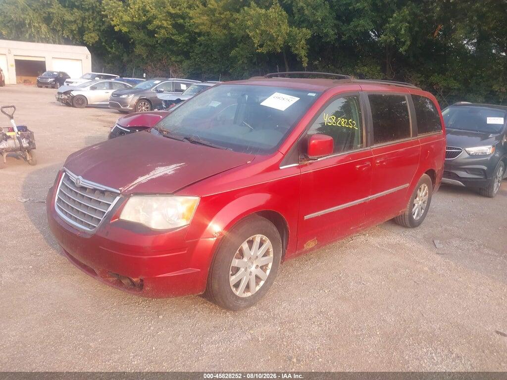 2A4RR5D11AR187716 2010 CHRYSLER TOWN & COUNTRY photo no. 2