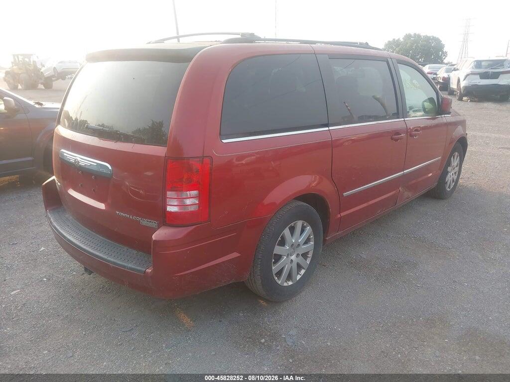 2A4RR5D11AR187716 2010 CHRYSLER TOWN & COUNTRY photo no. 4