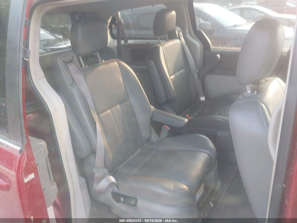 2A4RR5D11AR187716 2010 CHRYSLER TOWN & COUNTRY photo no. 8