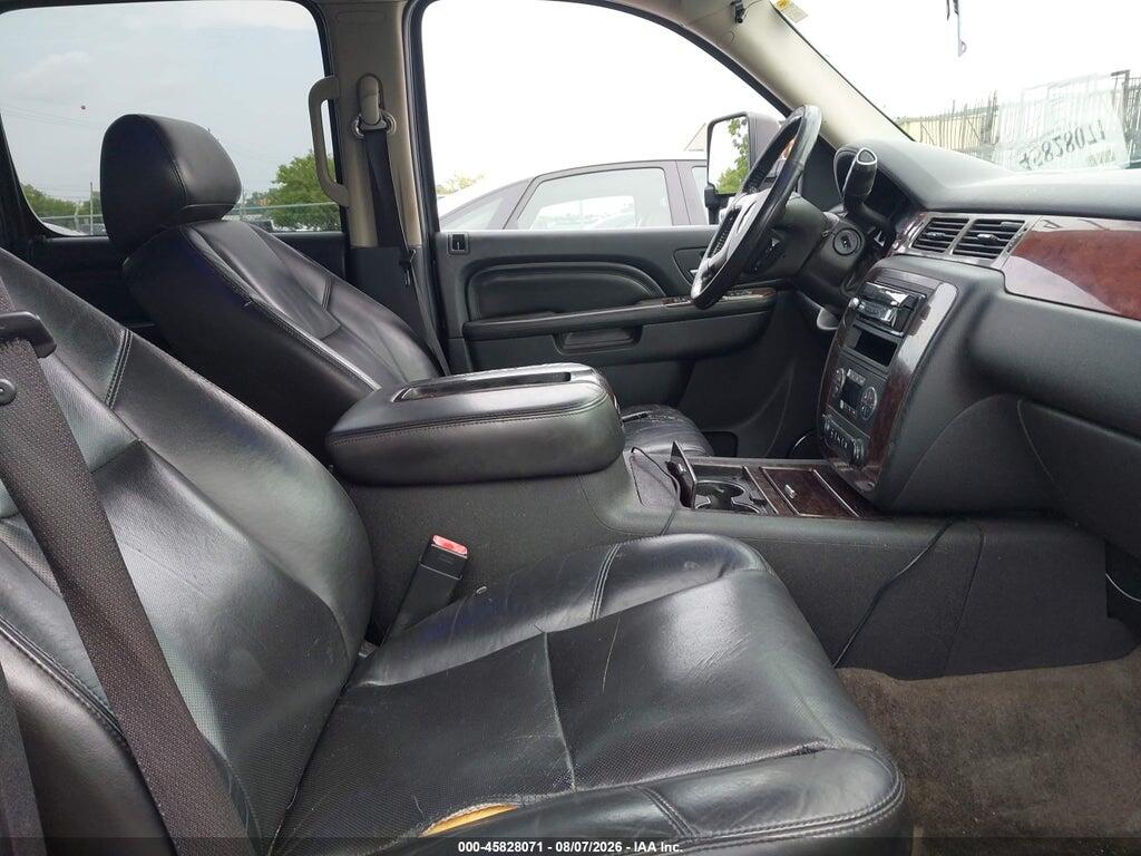 1GKUKMEF4AR146287 2010 GMC YUKON XL 1500 photo no. 5