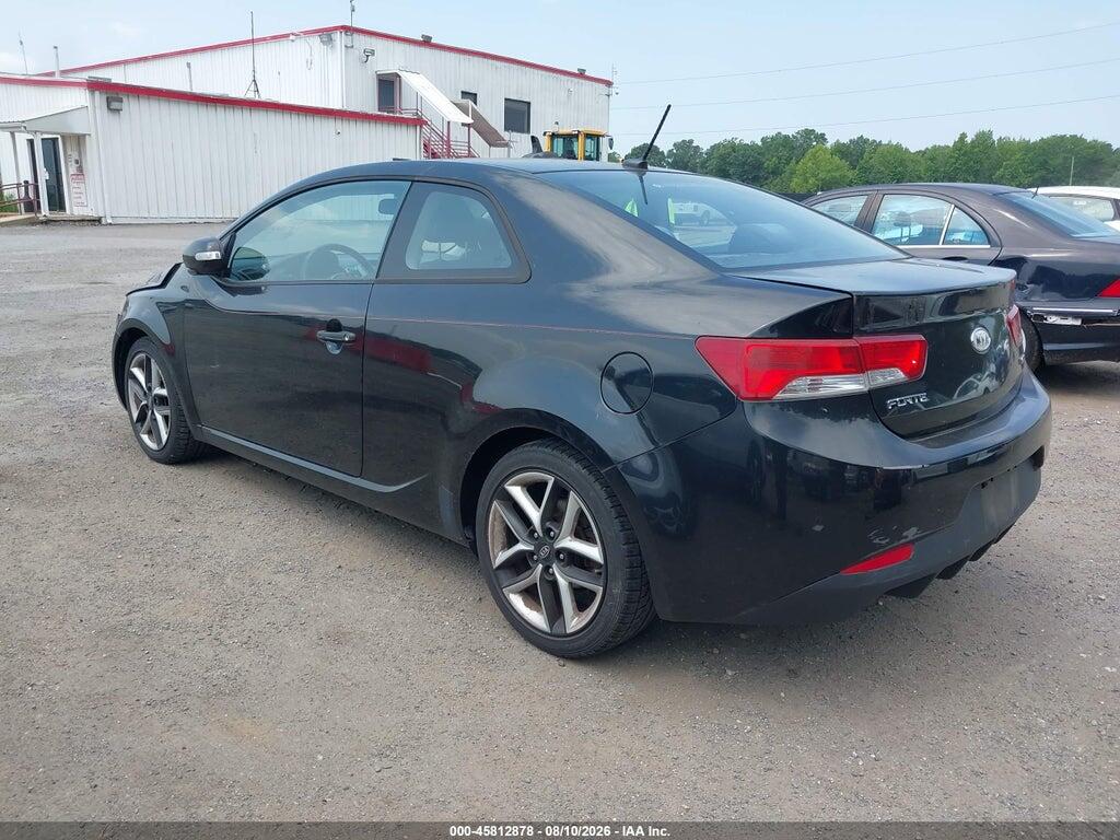 KNAFW6A3XA5138005 2010 KIA FORTE KOUP photo no. 3