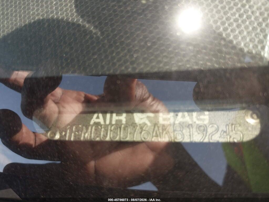 1FMCU0D76AKB19245 2010 FORD ESCAPE photo no. 9