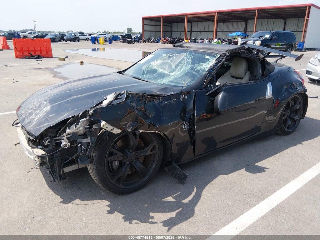 JN1AZ4FH1AM300612 2010 NISSAN 370Z photo no. 2