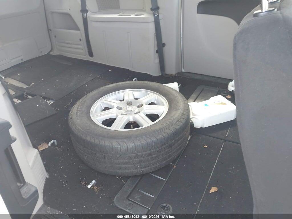2A4RR5DG7BR723445 2011 CHRYSLER TOWN & COUNTRY photo no. 8