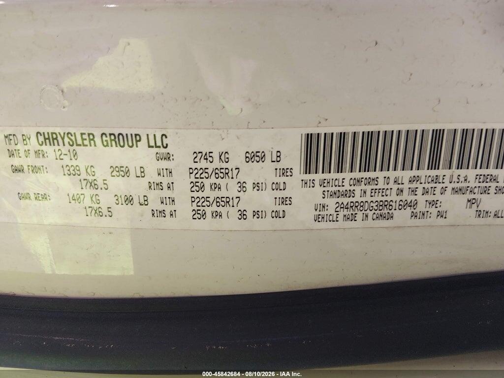 2A4RR8DG3BR616040 2011 CHRYSLER TOWN & COUNTRY photo no. 9