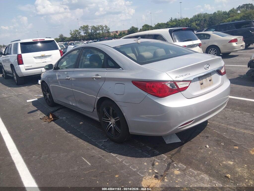 5NPEB4AC1BH055160 2011 HYUNDAI SONATA photo no. 3