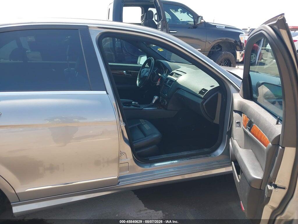 WDDGF8BB6BR168790 2011 MERCEDES-BENZ C 300 photo no. 5