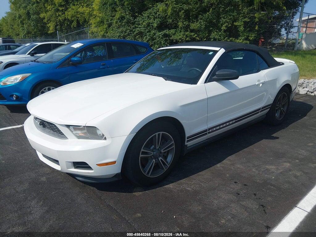 1ZVBP8EM6B5119947 2011 FORD MUSTANG photo no. 2