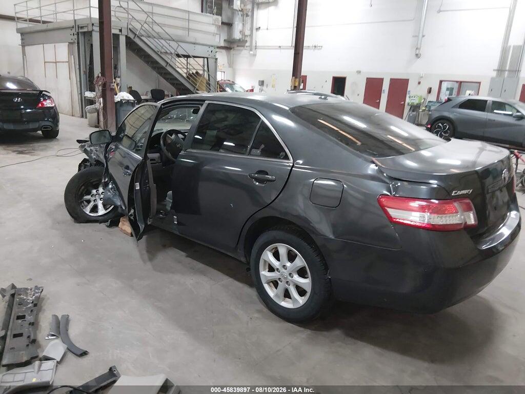4T1BF3EK3BU613434 2011 TOYOTA CAMRY photo no. 3