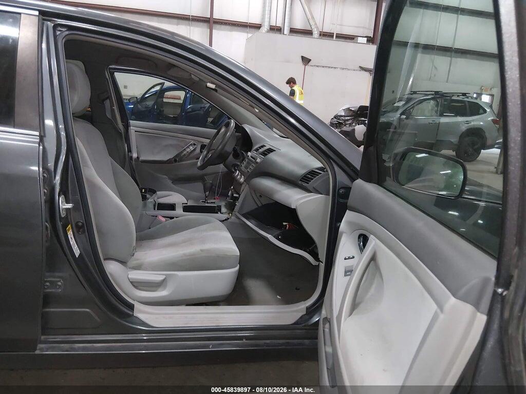 4T1BF3EK3BU613434 2011 TOYOTA CAMRY photo no. 5