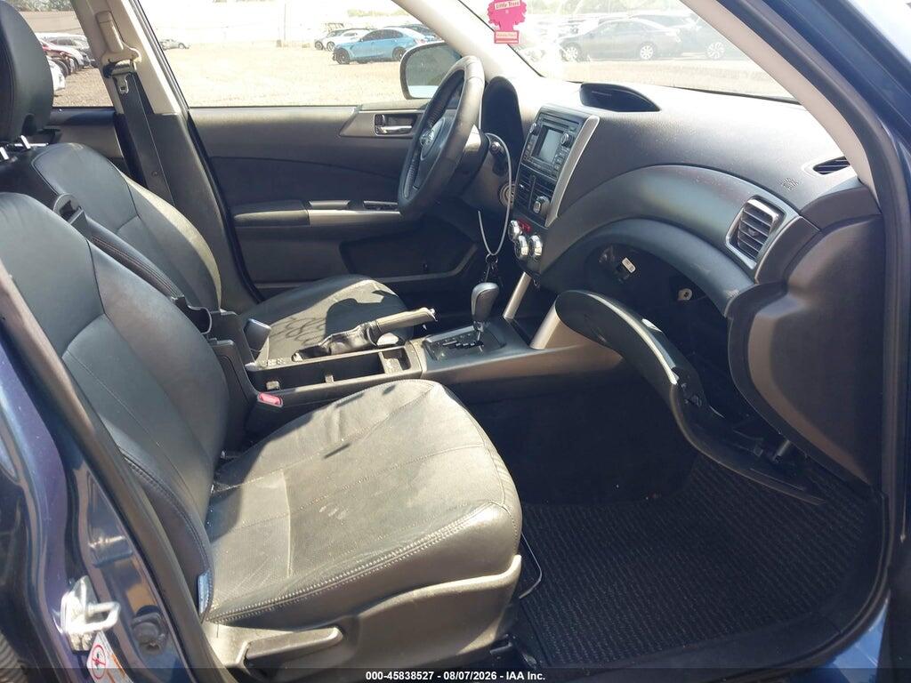 JF2SHAEC3BH768068 2011 SUBARU FORESTER photo no. 5