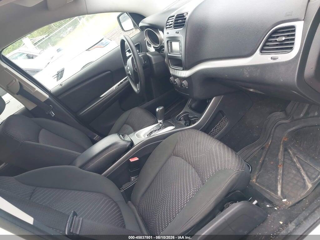 3D4PH1FG2BT565361 2011 DODGE JOURNEY photo no. 5