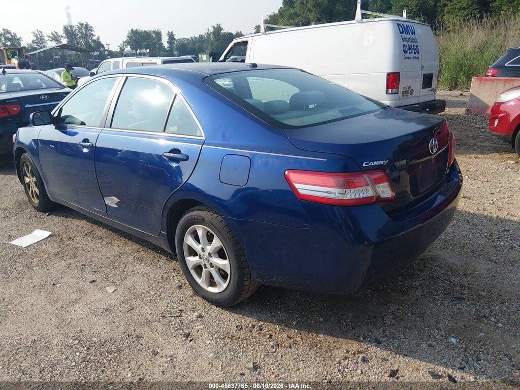 4T1BF3EK6BU735057 2011 TOYOTA CAMRY photo no. 3