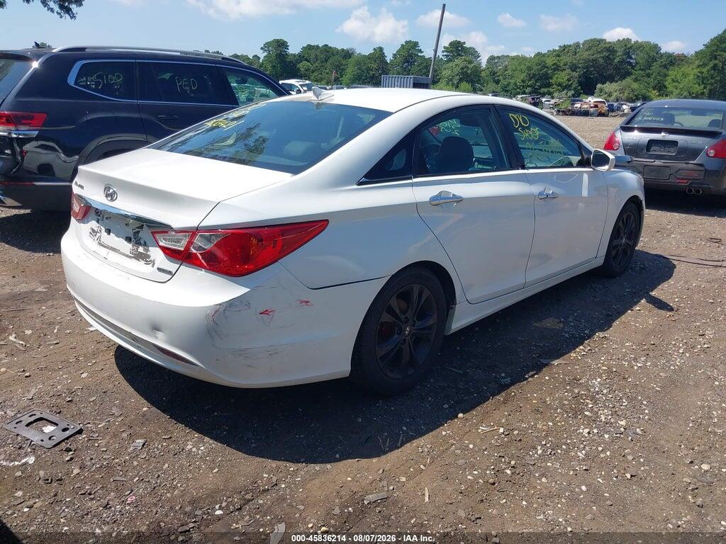 5NPEC4AC4BH000540 2011 HYUNDAI SONATA photo no. 4