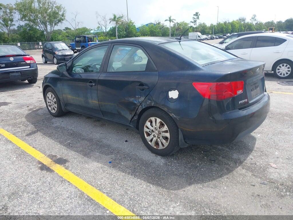 KNAFT4A20B5370215 2011 KIA FORTE photo no. 3