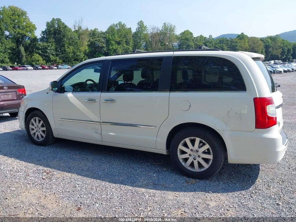 2A4RR8DGXBR680012 2011 CHRYSLER TOWN & COUNTRY photo no. 6