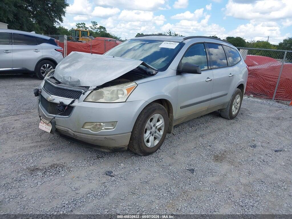 1GNKREED3BJ130320 2011 CHEVROLET TRAVERSE photo no. 2