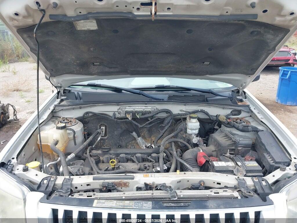 4M2CN8B74BKJ00983 2011 MERCURY MARINER photo no. 10