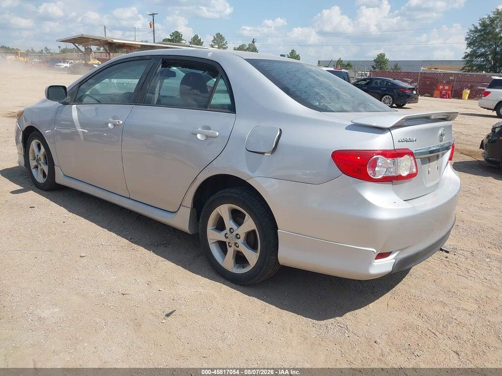2T1BU4EE8BC620127 2011 TOYOTA COROLLA photo no. 3