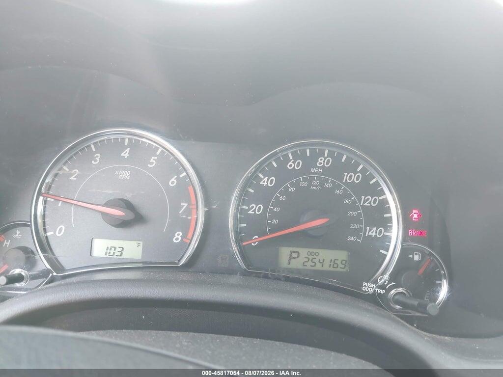 2T1BU4EE8BC620127 2011 TOYOTA COROLLA photo no. 7