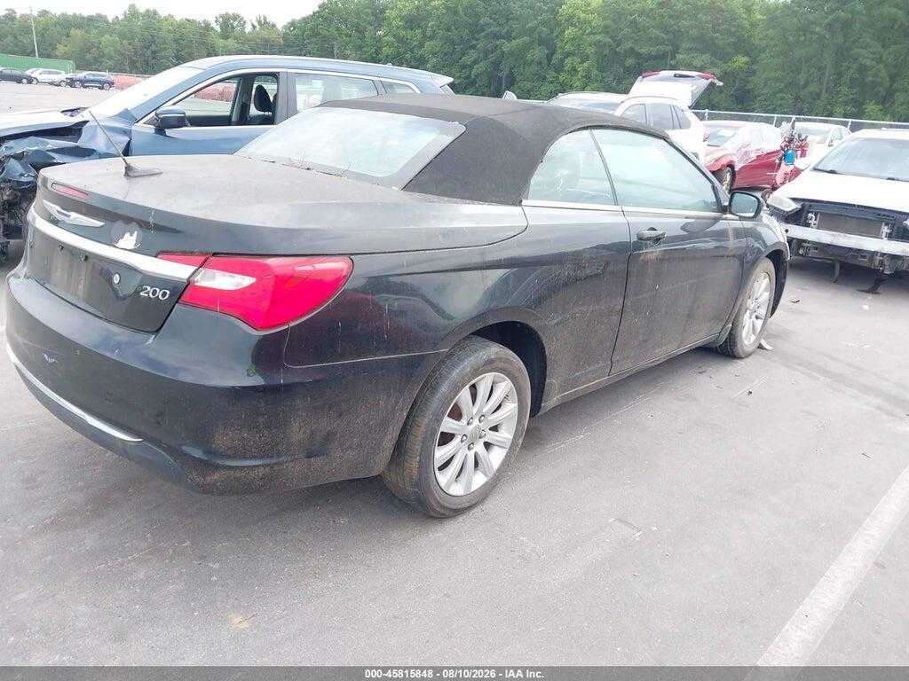 1C3BC2EG4BN529818 2011 CHRYSLER 200 photo no. 4