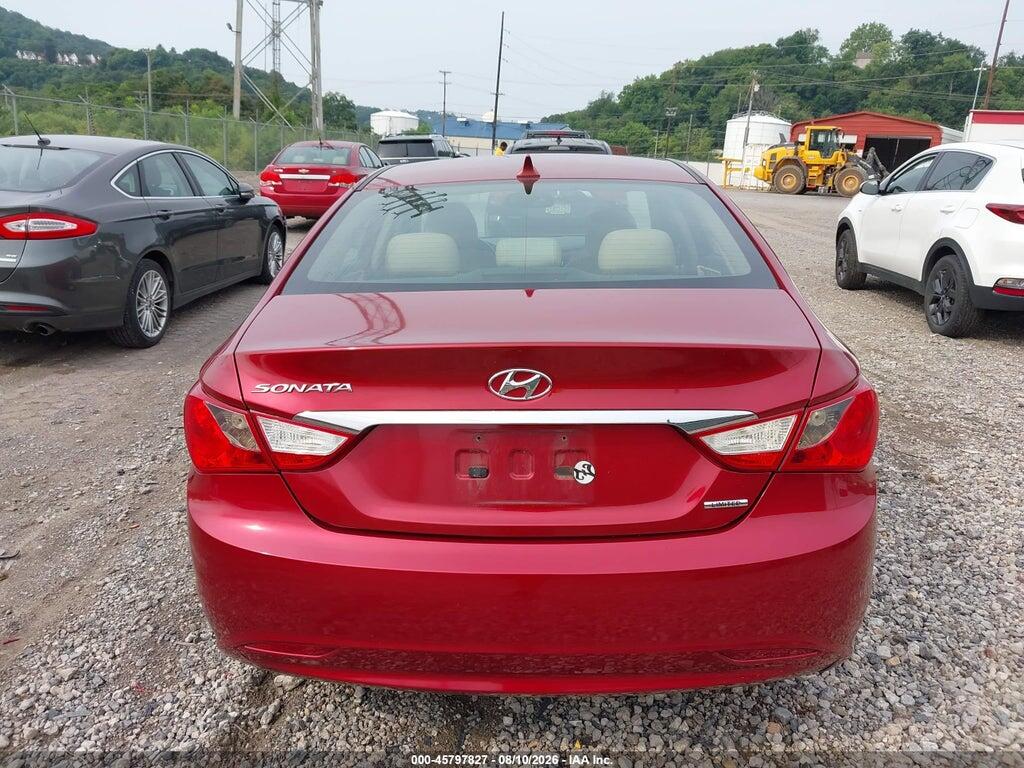 5NPEC4AC0BH045586 2011 HYUNDAI SONATA photo no. 12