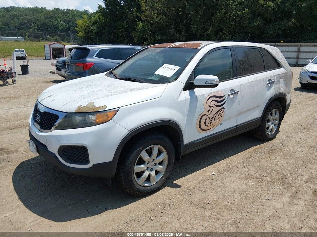 5XYKT3A14BG109406 2011 KIA SORENTO photo no. 2