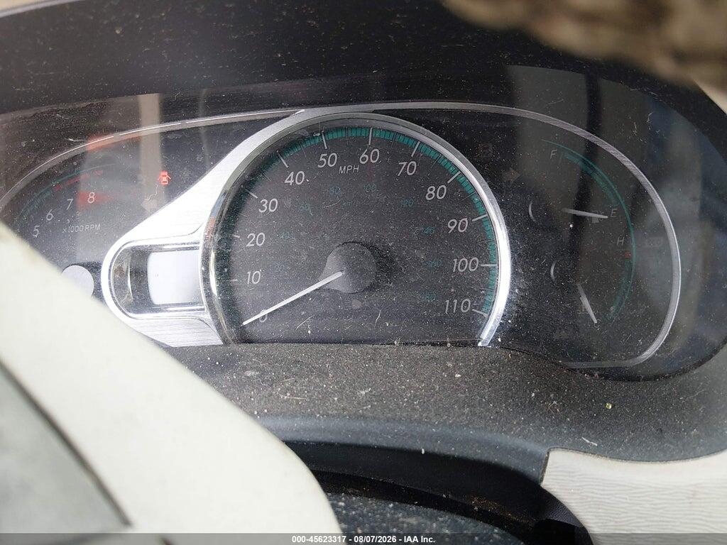 5TDYK3DC3BS004143 2011 TOYOTA SIENNA photo no. 7