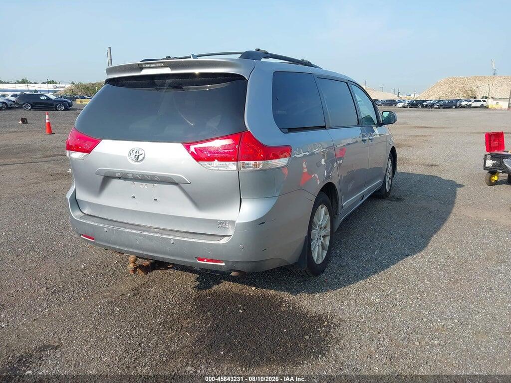 5TDDK3DC6CS034088 2012 TOYOTA SIENNA photo no. 4