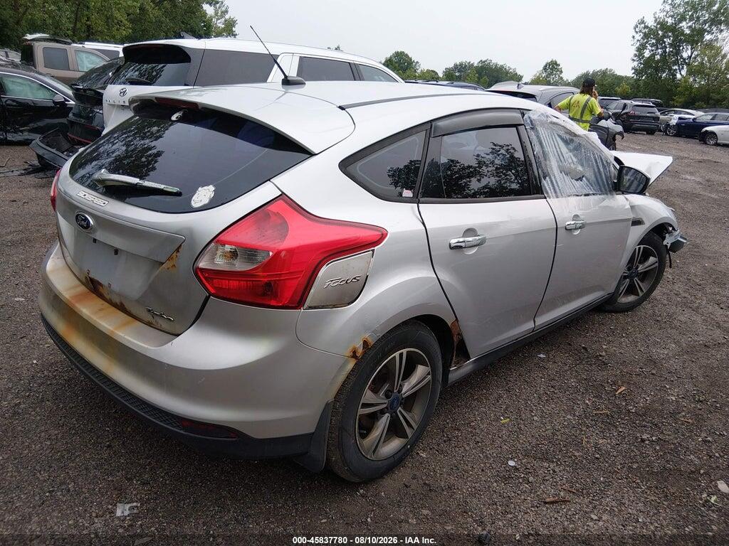 1FAHP3K28CL240663 2012 FORD FOCUS photo no. 4