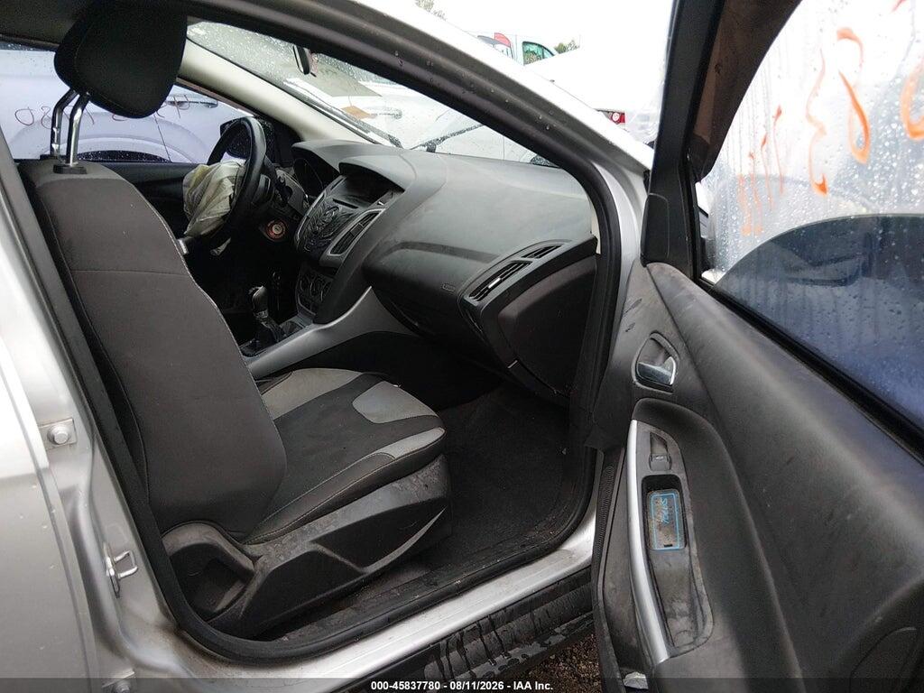 1FAHP3K28CL240663 2012 FORD FOCUS photo no. 5