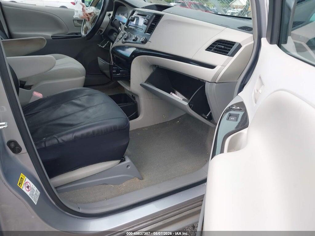5TDZK3DC1CS181344 2012 TOYOTA SIENNA photo no. 5