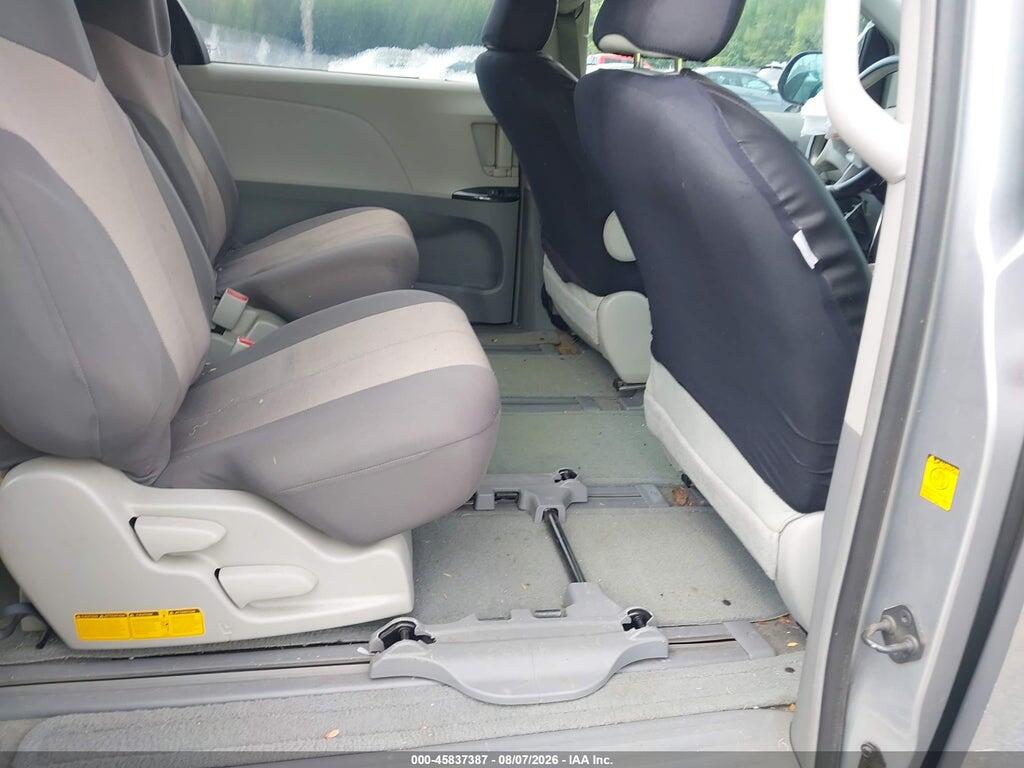 5TDZK3DC1CS181344 2012 TOYOTA SIENNA photo no. 8