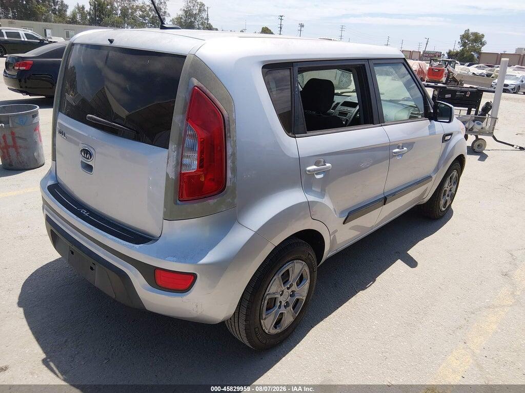 KNDJT2A51C7477128 2012 KIA SOUL photo no. 4