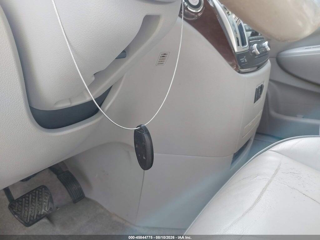 JN8AE2KP8D9063168 2013 NISSAN QUEST photo no. 11