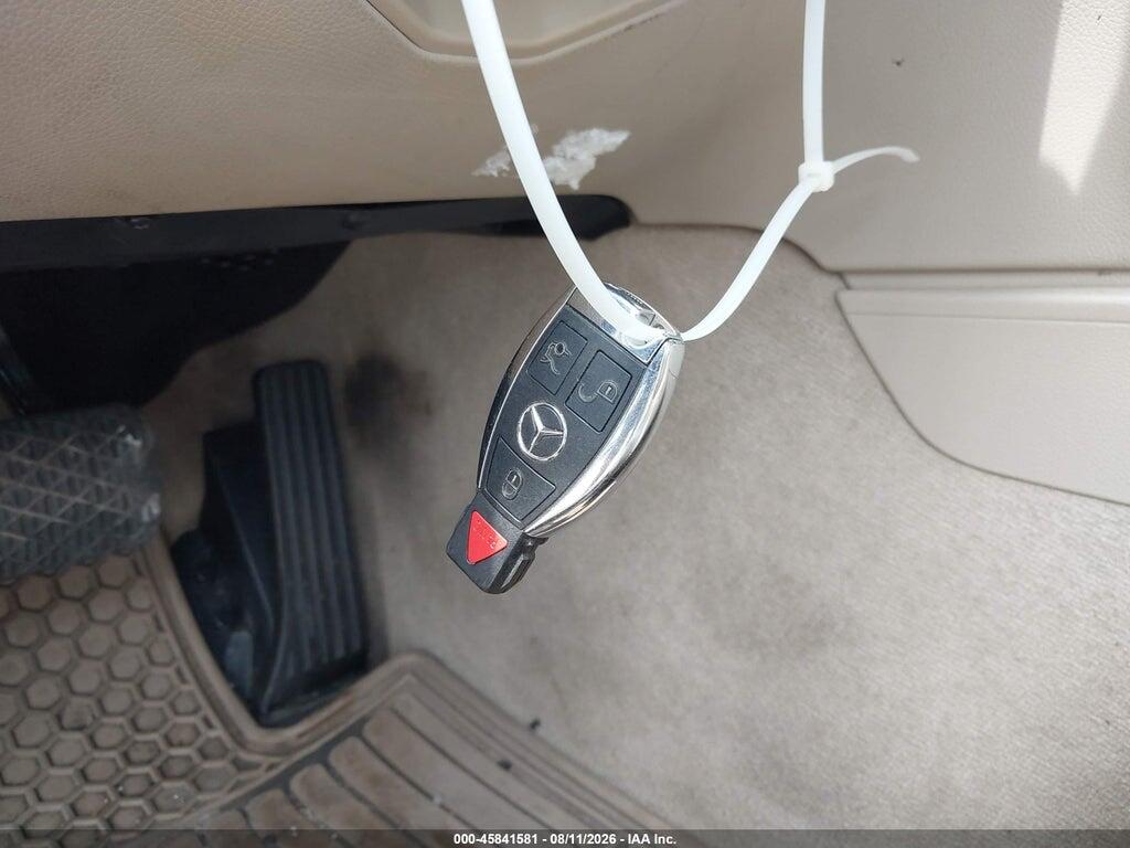 WDDGF8AB3DG072115 2013 MERCEDES-BENZ C 300 photo no. 11