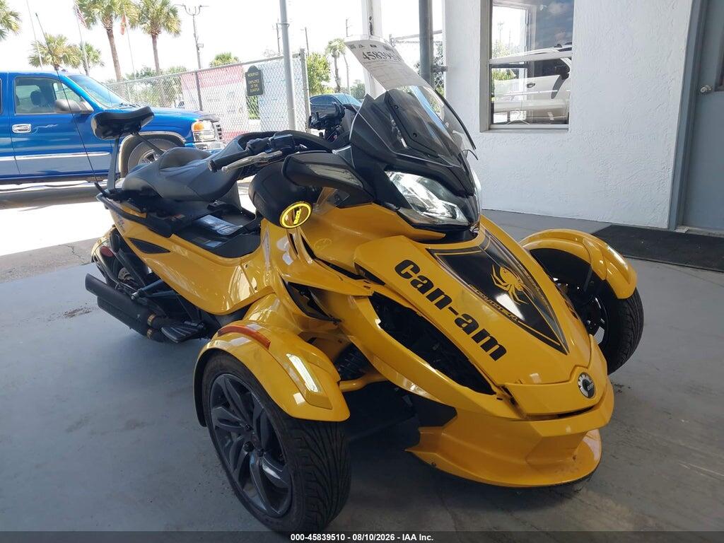 2BXNCBC18DV000781 2013 CAN-AM SPYDER ROADSTER photo no. 1