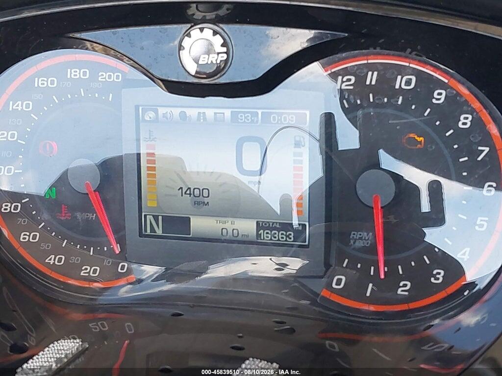 2BXNCBC18DV000781 2013 CAN-AM SPYDER ROADSTER photo no. 7