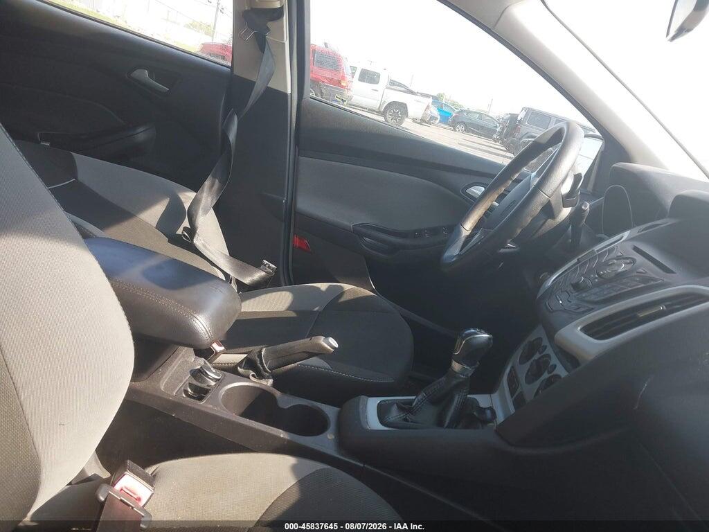 1FADP3K26DL274875 2013 FORD FOCUS photo no. 5